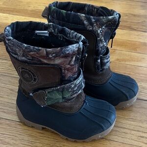 Ozark Trail Camo Snow Boots